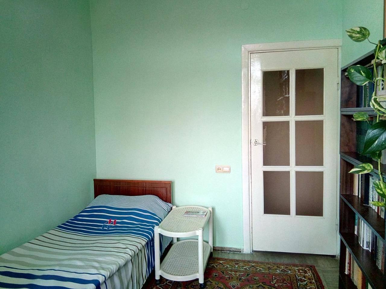 Room In The Centre Jereván Kültér fotó