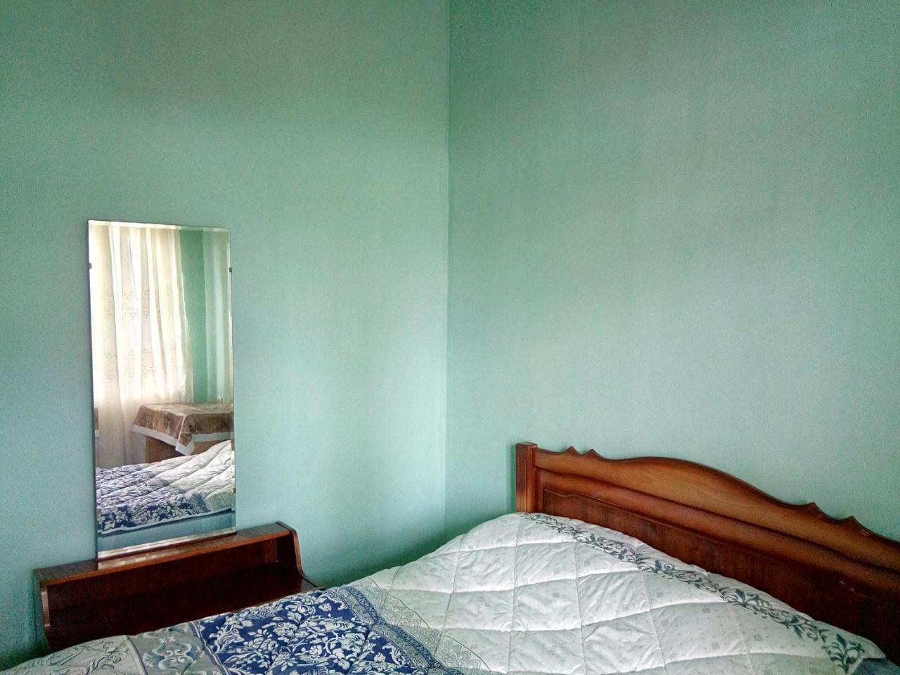 Room In The Centre Jereván Kültér fotó