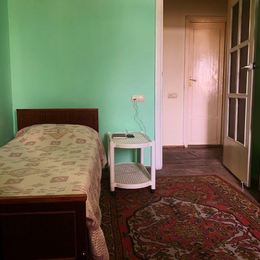 Room In The Centre Jereván Kültér fotó
